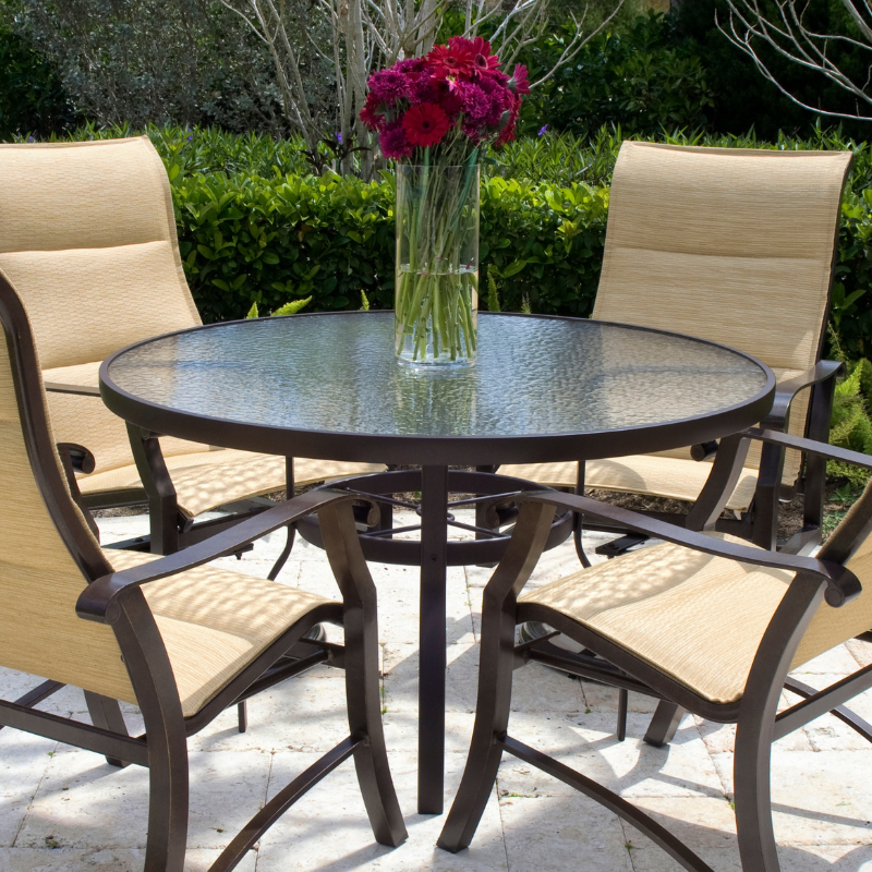 Patio Dining & Coffee Table